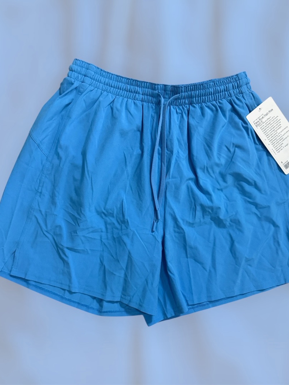 NWT Lululemon pace, rival, high-rise short
5”